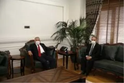 Başkan Büyükkılıç 1 günde 6 ilçeyi ziyaret etti Başkan Büyükkılıç 1 günde 6 ilçeyi ziyaret etti