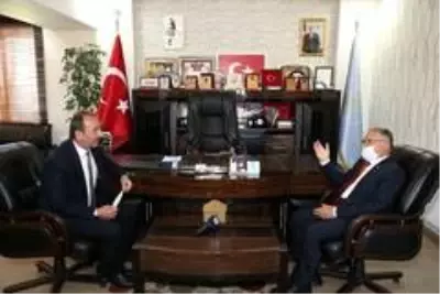 Başkan Büyükkılıç 1 günde 6 ilçeyi ziyaret etti Başkan Büyükkılıç 1 günde 6 ilçeyi ziyaret etti