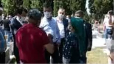 CHP Grup Başkanvekili Özel: 'Soma'yı unutturmamak boynumuzun borcudur' CHP Grup Başkanvekili Özel: 'Soma'yı unutturmamak boynumuzun borcudur'