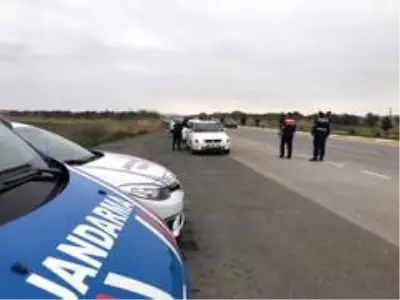 Jandarma, Balıkesir'de aranan 34 kişiyi yakaladı