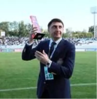 Şota Arveladze'den çarpıcı Fenerbahçe sözleri: Teklif gelirse neden görev yapmayayım, düşman takım mı? Şota Arveladze'den çarpıcı Fenerbahçe sözleri: Teklif gelirse neden görev yapmayayım, düşman takım mı?