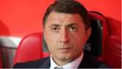 Şota Arveladze: 'Fenerbahçe neden olmasın, düşman takım mı!' Şota Arveladze: 'Fenerbahçe neden olmasın, düşman takım mı!'