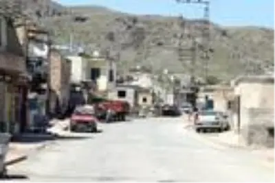 Taziye evine giden kadın koronavirüs bulaştırdı, 30 ev karantinaya alındı Taziye evine giden kadın koronavirüs bulaştırdı, 30 ev karantinaya alındı