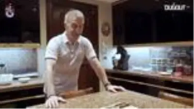 Başkan Ahmet Ağaoğlu Mutfakta Hünerlerini Sergiledi Başkan Ahmet Ağaoğlu Mutfakta Hünerlerini Sergiledi