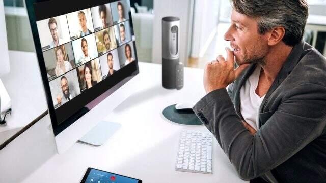 Bilgisayar korsanı, İncil dersini ele geçirip porno izletince kilise, Zoom'a dava açtı