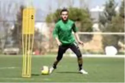 Denizlispor'da transferin gözdesi Oğuz Yılmaz Denizlispor'da transferin gözdesi Oğuz Yılmaz