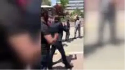 Gözaltıları protesto etmek isteyen HDP'li milletvekili Taşdemir'e izin verilmedi Gözaltıları protesto etmek isteyen HDP'li milletvekili Taşdemir'e izin verilmedi