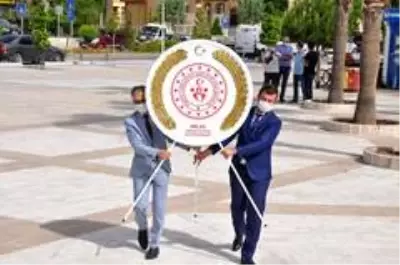 Milas'ta Gençlik Haftası etkinlikleri törenle başladı Milas'ta Gençlik Haftası etkinlikleri törenle başladı