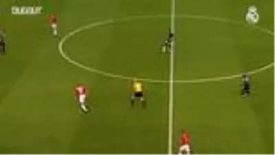 Ronaldo'nun Old Trafford'da Yaptığı Hat-Trick Ronaldo'nun Old Trafford'da Yaptığı Hat-Trick