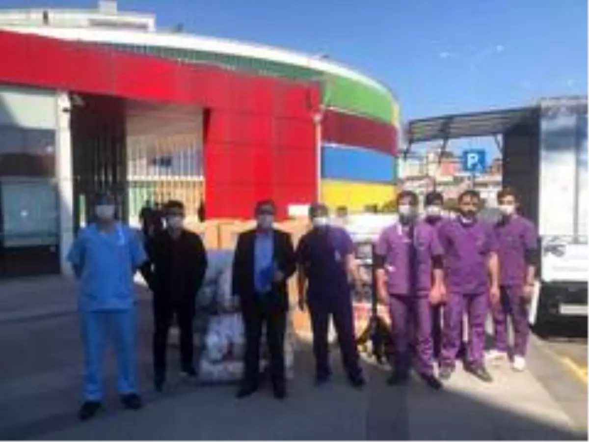 Sağlık çalışanlarına giyim desteği