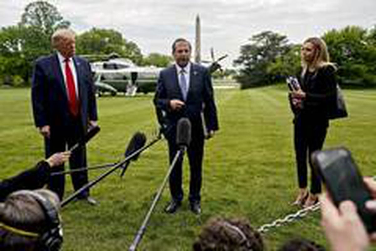 Trump'tan aşı açıklaması: 'Yıl sonuna kadar bulunabilir'