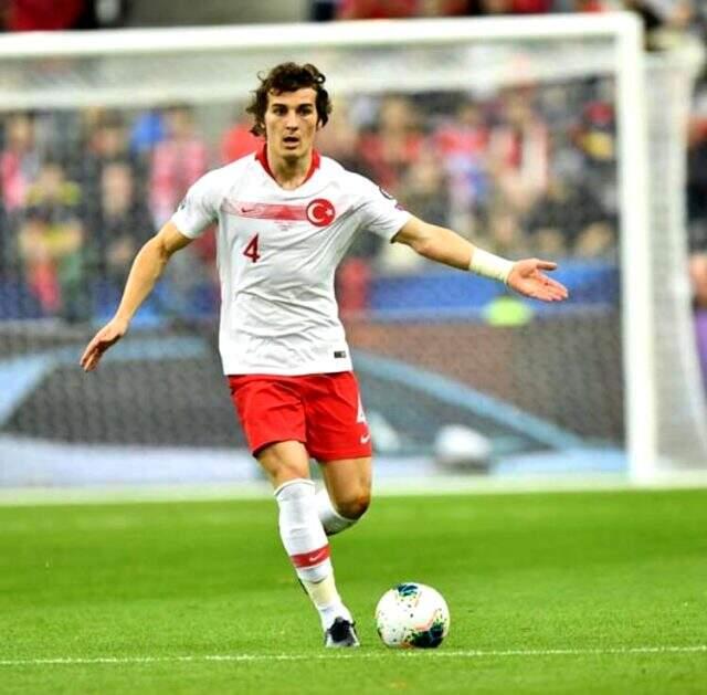 Çağlar Söyüncü kimdir? Çağlar Söyüncü kaç yaşında ve nereli? Çağlar Söyüncü hangi takımlarda oynadı? Çağlar Söyüncü hayatı ve biyografisi! Çağlar Söyüncü kimdir? Çağlar Söyüncü kaç yaşında ve nereli? Çağlar Söyüncü hangi takımlarda oynadı? Çağlar Söyüncü hayatı ve biyografisi!