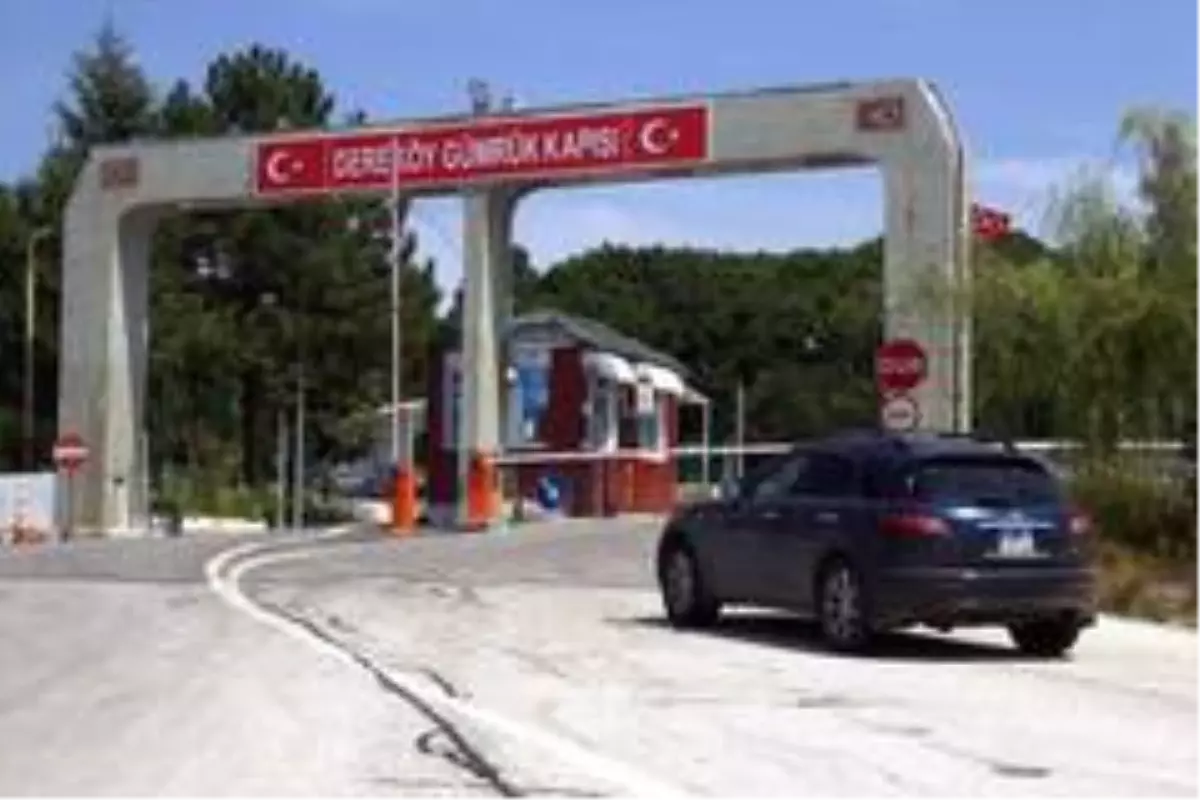 Dereköy Sınır Kapısı yaya yolcu geçine kapatıldı