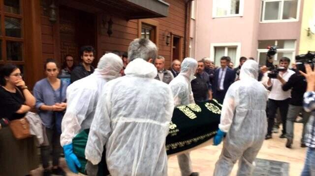 Fatih'te aynı evde ölü bulunan 4 kardeşin kesin ölüm nedenleri belli oldu Fatih'te aynı evde ölü bulunan 4 kardeşin kesin ölüm nedenleri belli oldu