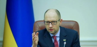 Ukrayna eski Başbakanı Yatsenyuk: 'Putin, Ukrayna medyasının yüzde 50'sini kontrol ediyor'
