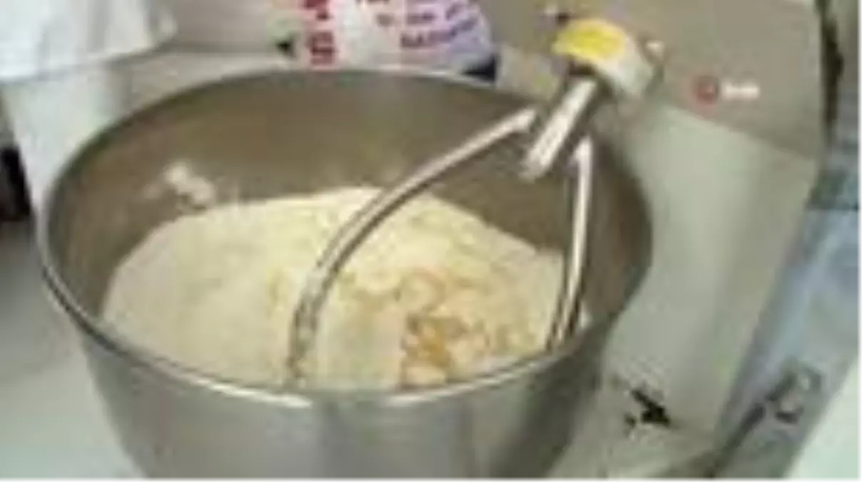 Güllaç ve Sütlü Nuriye'den etkilenip soğuk baklava üretti, şimdi siparişlere yetişemiyor