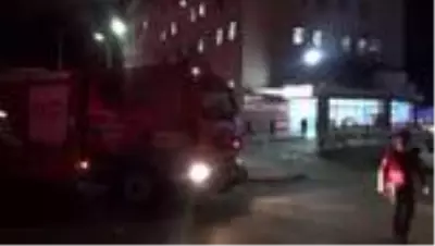 Hastane deposunda çıkan yangın söndürüldü Hastane deposunda çıkan yangın söndürüldü