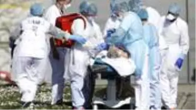 İtalya ve İngiltere'de koronavirüs nedeniyle son 24 saatte 315 kişi hayatını kaybetti İtalya ve İngiltere'de koronavirüs nedeniyle son 24 saatte 315 kişi hayatını kaybetti