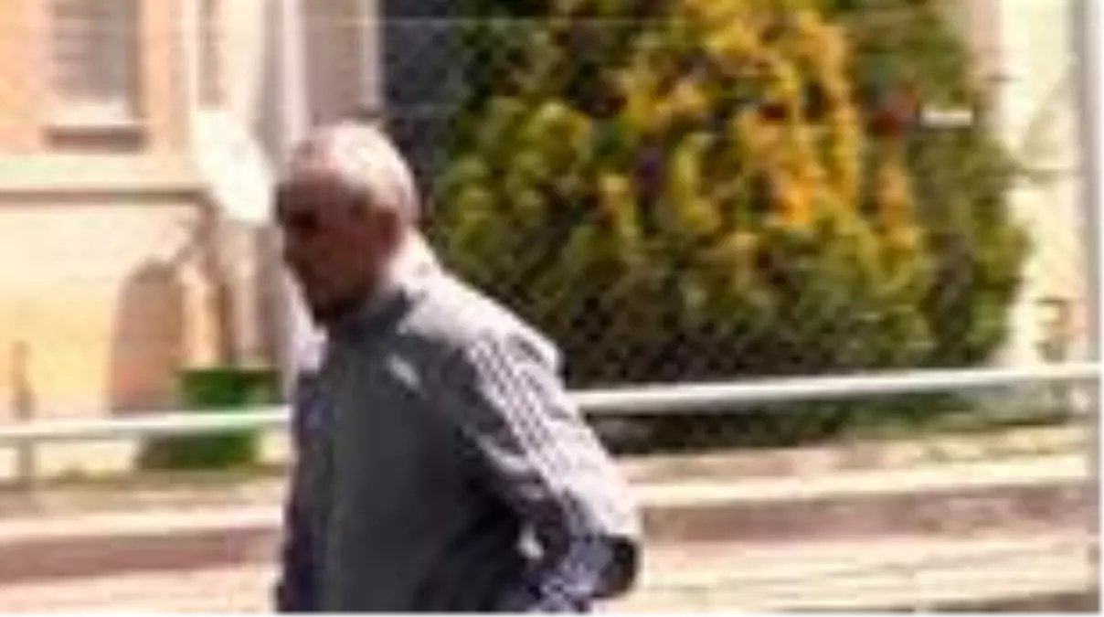 Rıza Çalımbay: 'Futbolcuların yüzde 90'ı tedirgin, bu ortamda oynamak istemiyor'