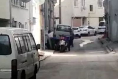 Sokağa çıkma kısıtlamasında kanlı hesaplaşma Sokağa çıkma kısıtlamasında kanlı hesaplaşma