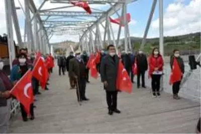 Ardahan Belediyesi 93 harbi şehitlerini andı Ardahan Belediyesi 93 harbi şehitlerini andı