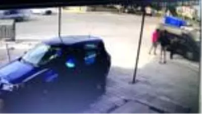 Babasını dövdüğünü iddia ettiği kişiyi pompalı tüfekle yaraladı Babasını dövdüğünü iddia ettiği kişiyi pompalı tüfekle yaraladı