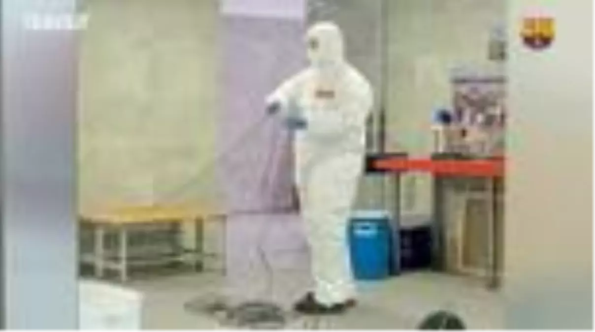 Barcelona'nın Soyunma Odaları Dezenfekte Edildi