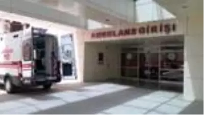 Bir kadın tartıştığı kocasını bıçakla yaraladı