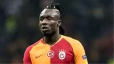 Eski Galatasaraylı Diagne, hocasının fotoğrafını silip yerine kendi fotoğrafını koydu Eski Galatasaraylı Diagne, hocasının fotoğrafını silip yerine kendi fotoğrafını koydu