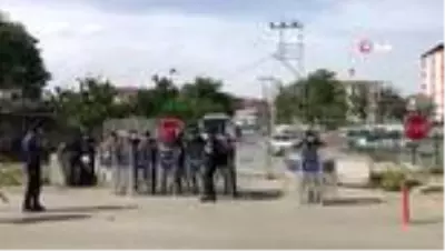 Görevden alınan HDP'li Iğdır Belediye Başkanı Akkuş tutuklandı Görevden alınan HDP'li Iğdır Belediye Başkanı Akkuş tutuklandı