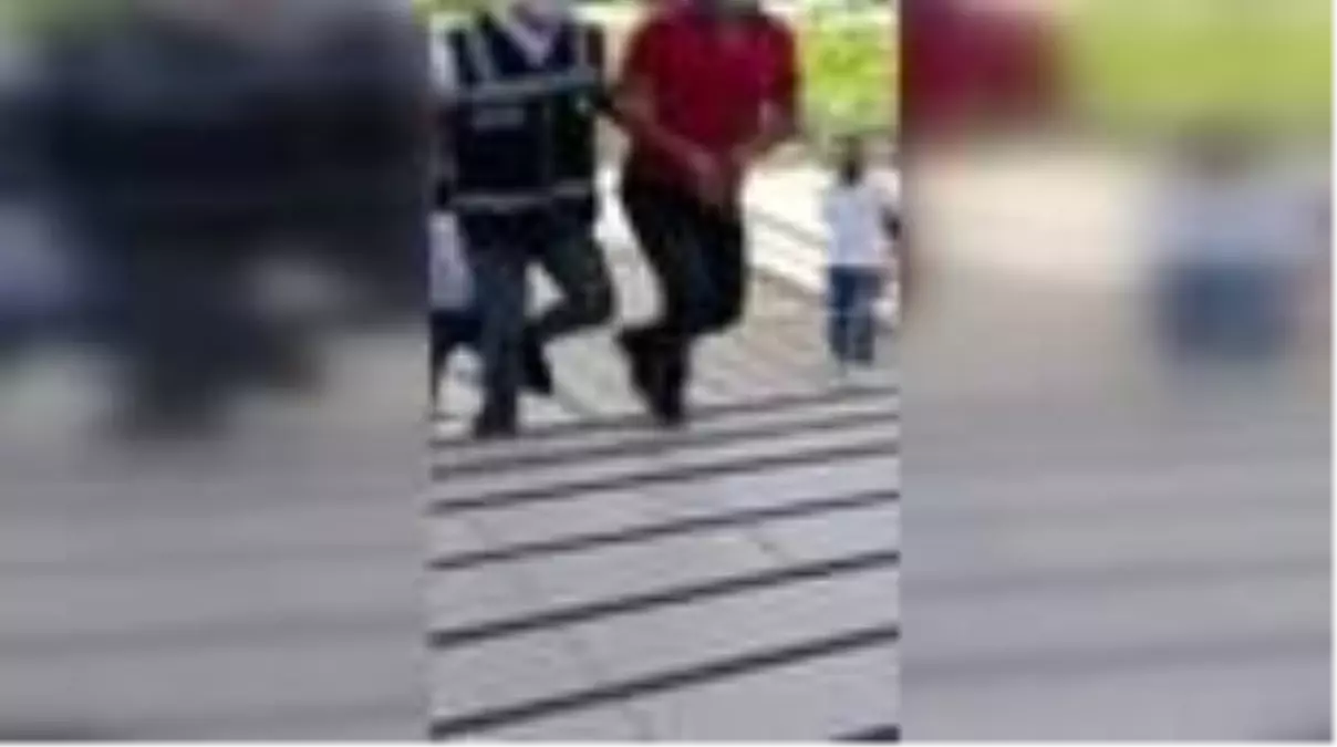 Kendilerini polis olarak tanıtarak dolandırıcılık yapan şüpheliler yakalandı