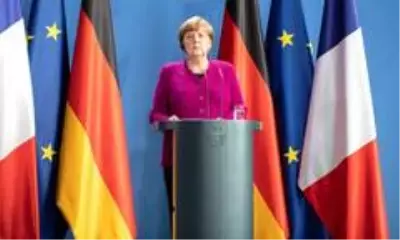 Macron ve Merkel'den 500 milyar Euroluk ekonomi planı Macron ve Merkel'den 500 milyar Euroluk ekonomi planı