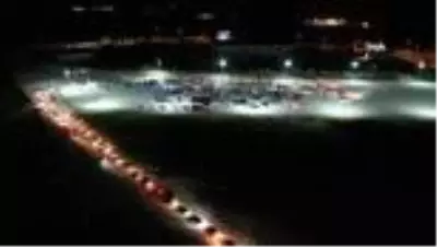 Nevşehir'de yüzlerce araç 'Arabalı Sinema' etkinliğine katıldı Nevşehir'de yüzlerce araç 'Arabalı Sinema' etkinliğine katıldı