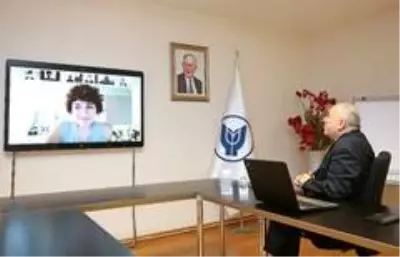 Rektör, öğrencileri ile çevrimiçi platformda buluştu Rektör, öğrencileri ile çevrimiçi platformda buluştu