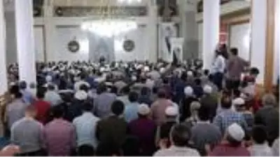 Son Dakika: Camiler 29 Mayıs’tan itibaren öğle ve ikindi namazlarında açık olacak
