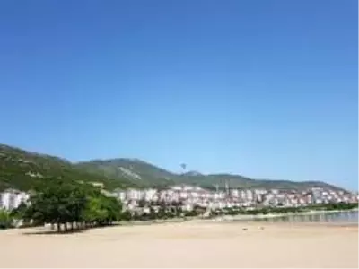 19 Mayıs, Eğirdir semalarında Türk bayraklarıyla kutlandı