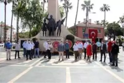 Alanya'da 19 Mayıs töreni korona gölgesinde yapıldı Alanya'da 19 Mayıs töreni korona gölgesinde yapıldı