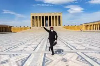 Ankaralı dansçılar Atatürk için dans etti