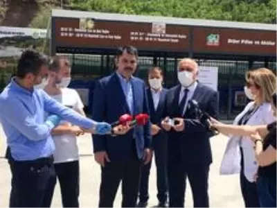 Bakan Kurum Kızılcahamam'da incelemelerde bulundu Bakan Kurum Kızılcahamam'da incelemelerde bulundu