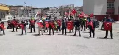 Başkentte 19 Mayıs coşkusunun en güzel görüntüleri motosikletli kortejden çıktı Başkentte 19 Mayıs coşkusunun en güzel görüntüleri motosikletli kortejden çıktı