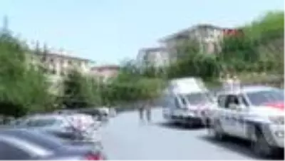 Eyüpsultan'da 19 Mayıs coşkusu balkonlarda yaşandı Eyüpsultan'da 19 Mayıs coşkusu balkonlarda yaşandı