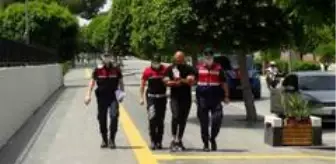 Side: Jandarmanın eve yaptığı baskında eşinden özür diledi: 'Aşkım büyük bir hata yaptım' Side: Jandarmanın eve yaptığı baskında eşinden özür diledi: 'Aşkım büyük bir hata yaptım'