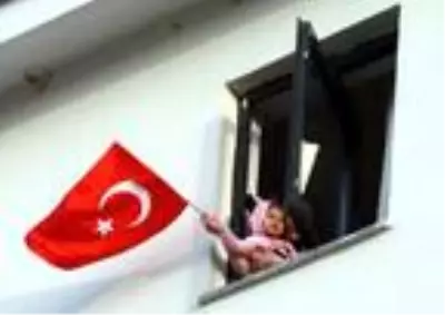 Karantina yurdunda '19 Mayıs' kutlaması Karantina yurdunda '19 Mayıs' kutlaması
