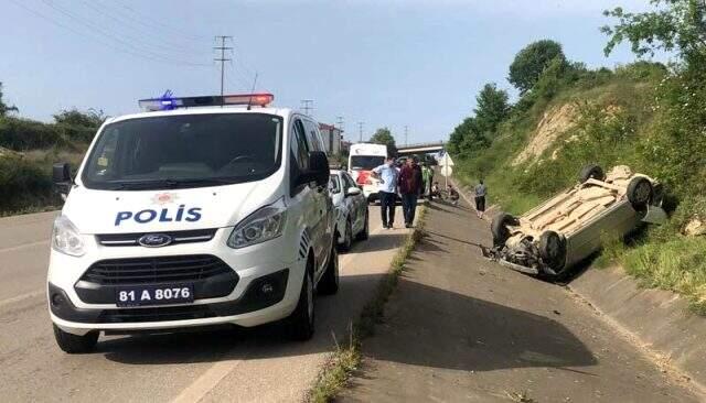 Kardeşinin kaza yaptığını gören sağlık personeli gözyaşlarına hakim olamadı Kardeşinin kaza yaptığını gören sağlık personeli gözyaşlarına hakim olamadı
