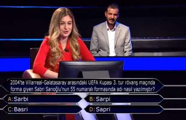 Kim Milyoner Olmak İster'de çıkan Sabri Sarıoğlu sorusu, sosyal medyayı salladı Kim Milyoner Olmak İster'de çıkan Sabri Sarıoğlu sorusu, sosyal medyayı salladı