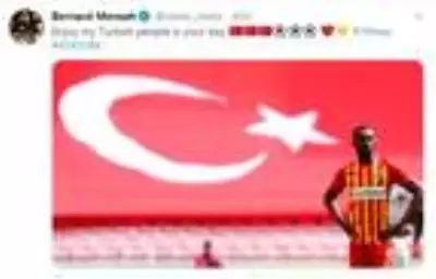 Mensah'tan 19 Mayıs paylaşımı Mensah'tan 19 Mayıs paylaşımı