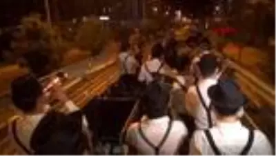 Niğde'de vatandaşlar bando takımı ile sahura kalktı Niğde'de vatandaşlar bando takımı ile sahura kalktı