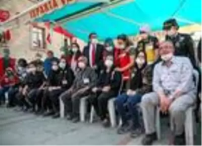 Şehit Yüzbaşı Çiftçi, son yolculuğuna uğurlandı (2) - Yeniden Şehit Yüzbaşı Çiftçi, son yolculuğuna uğurlandı (2) - Yeniden