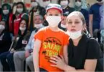 Şehit Yüzbaşı Çiftçi, son yolculuğuna uğurlandı (2) - Yeniden Şehit Yüzbaşı Çiftçi, son yolculuğuna uğurlandı (2) - Yeniden