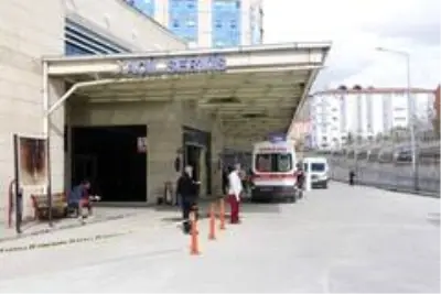 Siirt'te tarım aracı devrildi: 1 yaralı